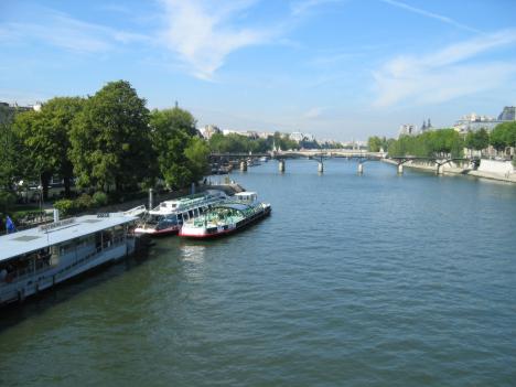 Paris 006.jpg   29kb   26.03.2021 22:19:32